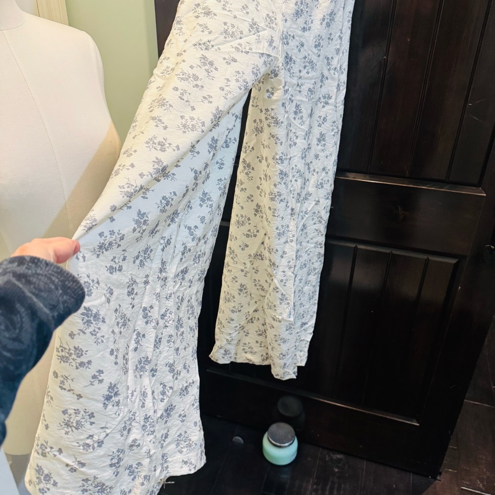 New Without Tags Audrey 3+1 Open Back Floral Blos… - image 4